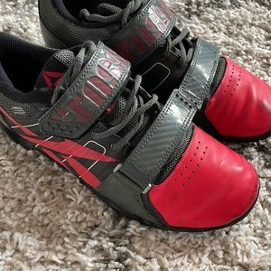 Reebok Lifters, Women’s Size 7 1/2 .